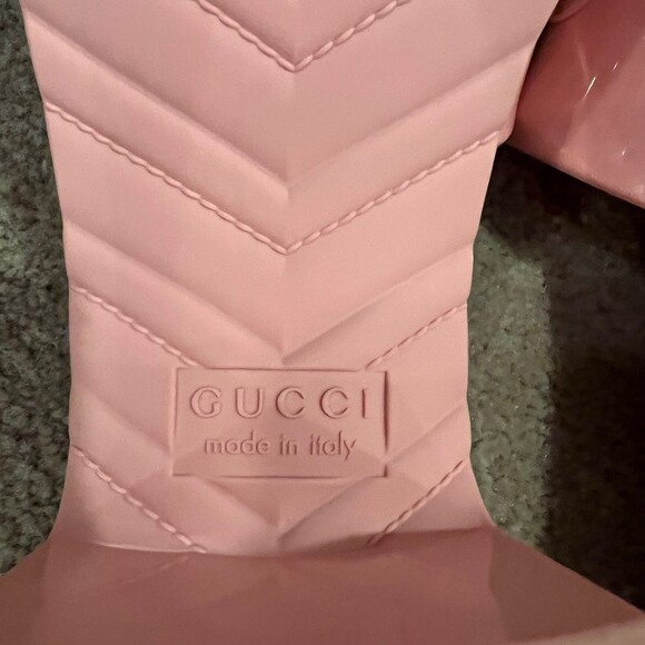 Gucci Women’s Rubber Slide Sandal Pastel Pink Size 7 - Picture 11 of 12